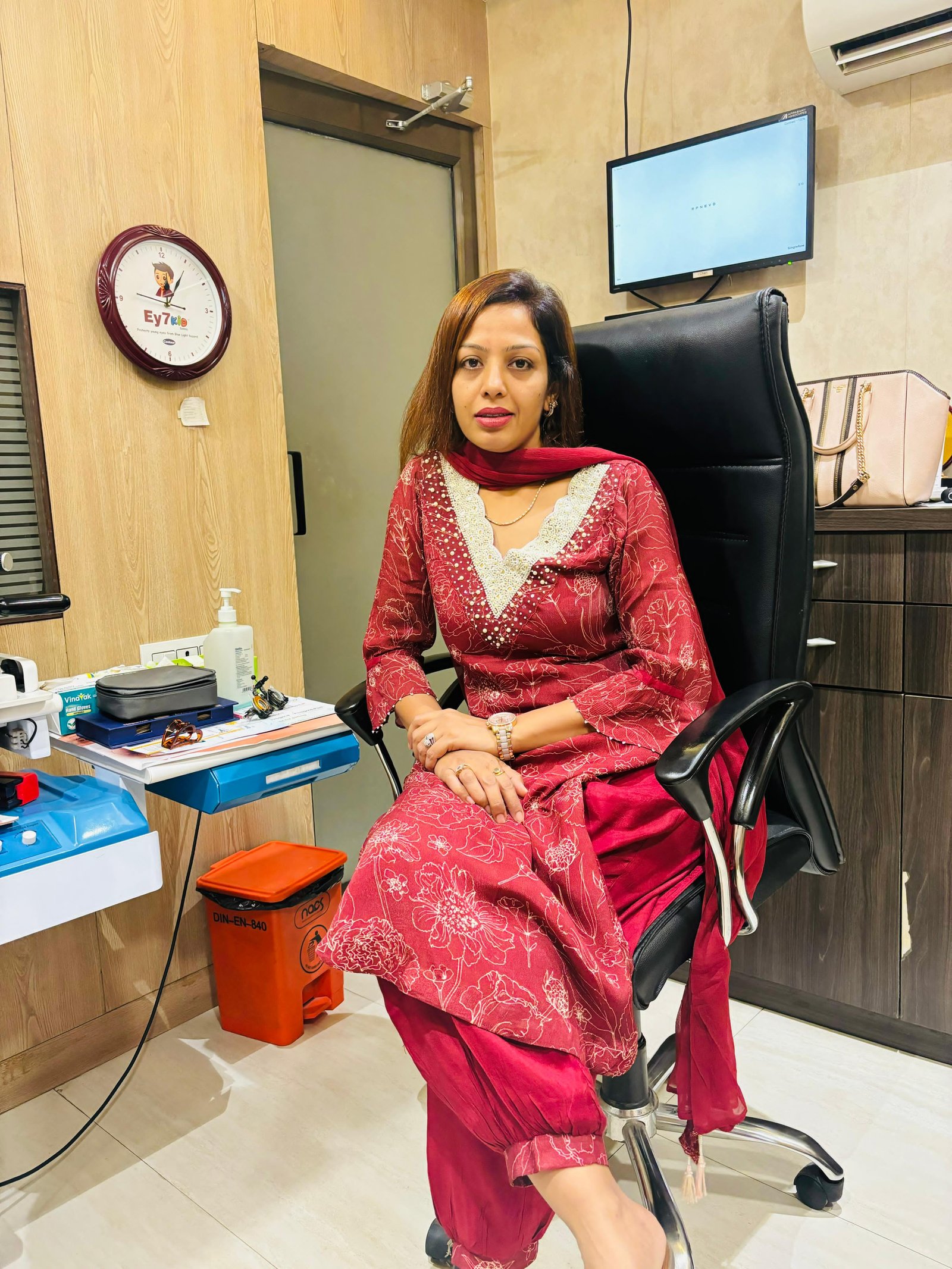 Dr. Simmi Cahawla Sarin